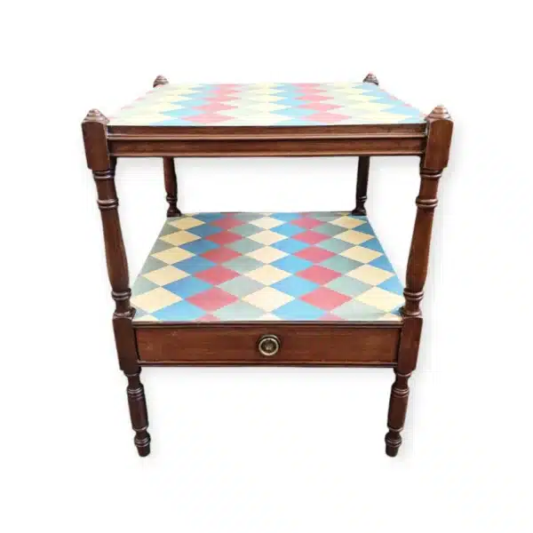 Mesa Vintage Restaurada e Personalizada