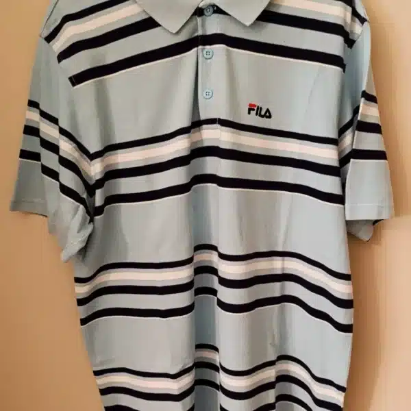 Polo Vintage Manga Curta – Azul-claro, Branco e Preto