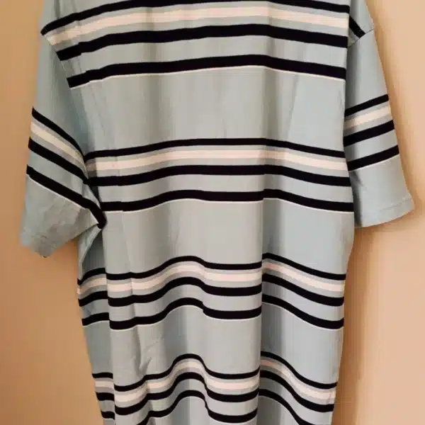 Polo Vintage Manga Curta – Azul-claro, Branco e Preto